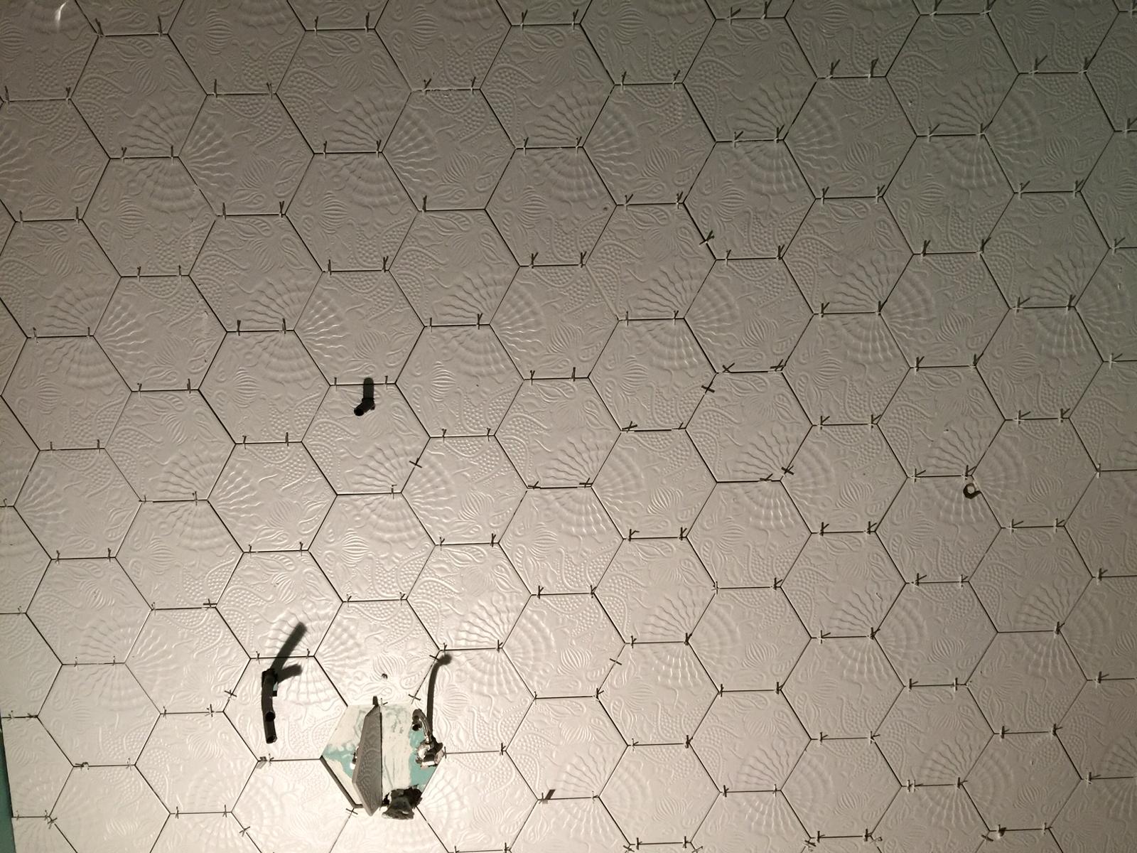 Colocación de azulejos con cuñas - 1